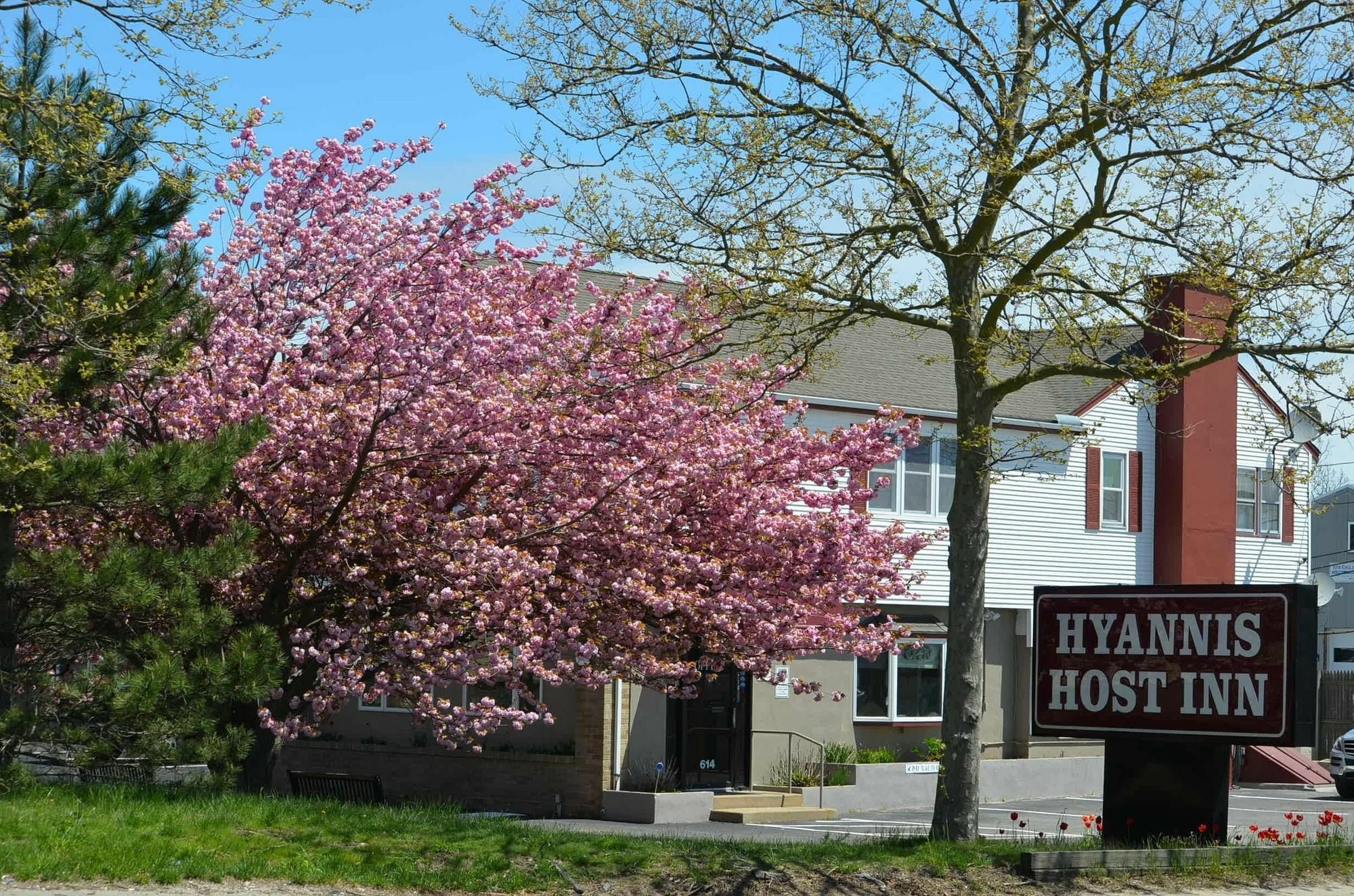 Hyannis Host Inn Buitenkant foto